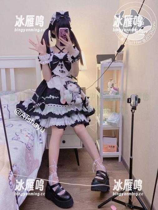 看AT鲨的瑜伽写真，心中不禁默念：我也想像这样自由，图包给我动力。
