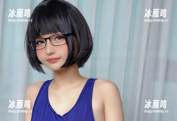 Azami的Tifa：这是作品还是在挑战我的审美极限？分享就分享，真心太独特了！