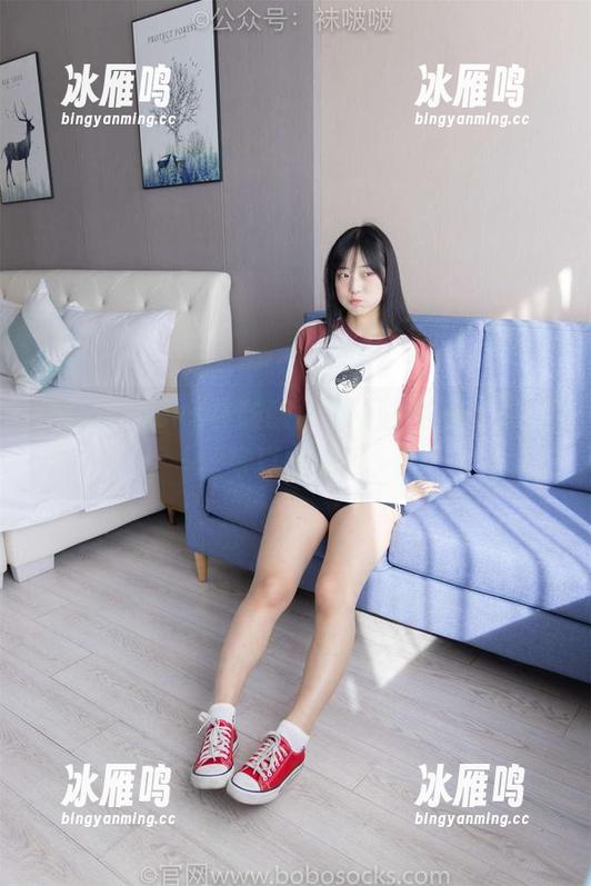 BoBoSocks袜啵啵 - 周周不收费，厚肉丝写真随你来！