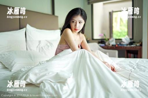 Feilin嗲囡囡 - 仓井优香的天台写真，抬头发现了不一样的天空。