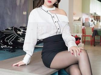 Feilin嗲囡囡 - 还是陈梵妮的黑丝美图，图包里的每一张都在偷懒羞涩般的邀请