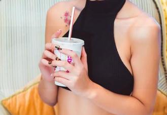 GIRLT果团网 - 私拍不只是一件事，陈雅漫在职业装里变身小秘书…资源拉满了哦～