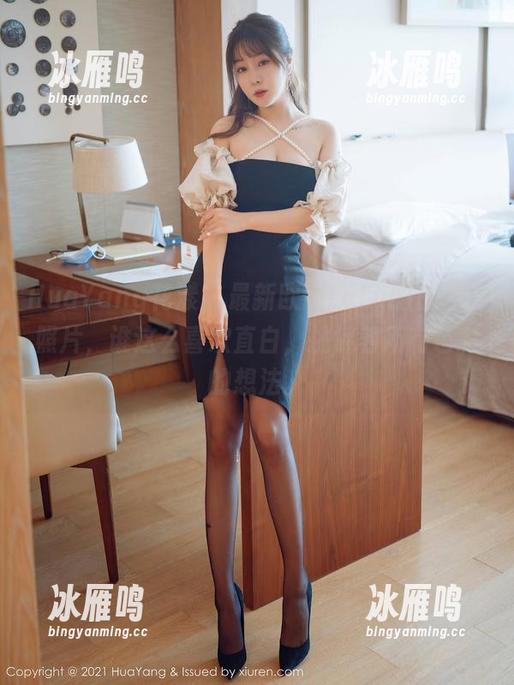 HuaYang花漾-欧阳LuLu HuaYang花漾 - 最新欧阳LuLu的白衬衫照片,谁这么喜欢直白,挑衅着所有色彩的想法。