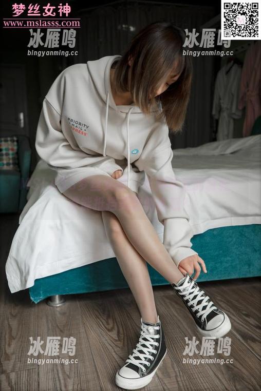 MSLASS梦丝女神 - 长筒袜里的璇璇—谁能抵挡美图的诱惑？