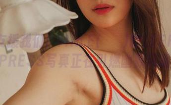 快来支援我们！Min.E(민이)的LEEHEEEXPRESS写真正在引燃幽默风潮！