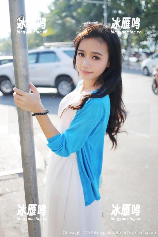 MyGirl美媛馆-晓茜sunny MyGirl美媛馆 - 日常里的晓茜sunny,私房风格比我周末听音乐会的装扮还懒。