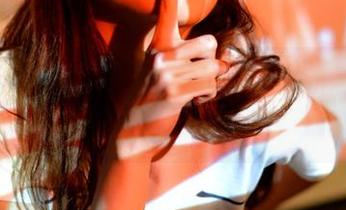 PANS写真 - 穿上制服，抓住风！允儿的空姐精选写真，让你想立刻飞出门！