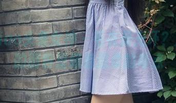 TouTiao头条女神 - 毛衣是光环？刘瑾希的图包里藏着温柔的毒点