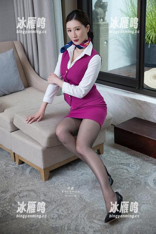 TouTiao头条女神 - 草莓酱女仆肖像集，用高清说话，带点小逗趣，不仔细看还真没发现。