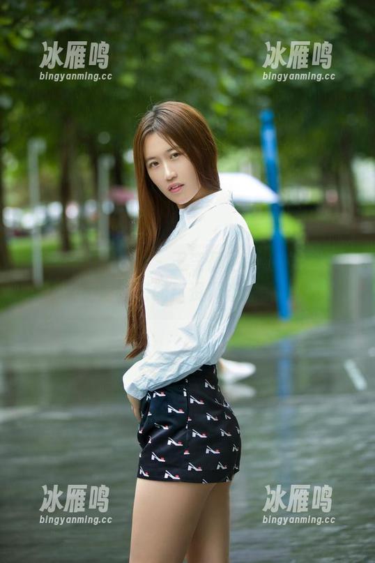TuiGirl推女郎 - 王李丹尼和她的“女孩”，是最新搭配！资源丰富又迷人！