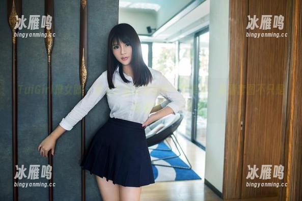 TuiGirl推女郎 - 爱上了赵纹清的每一寸美脚，高清套图不只是眼福哦。
