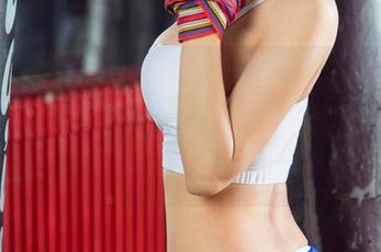 UGirls尤果网 - 这不是误入码头！最新的水手服原图，张多多又要开启海浪冒险了吗？