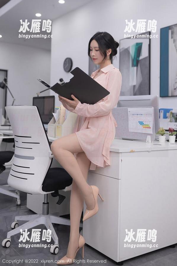 Xiuren秀人网-CherryBlessU Xiuren秀人网 - CherryBlessU来袭:厨房、卧室、图库统统走一遍的女仆,快来瓜分!