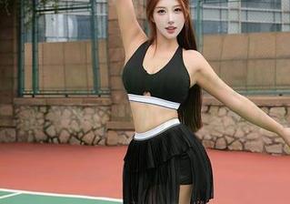 Xiuren秀人网 - 周jojobaby的女王作品集：来这里让你心甘情愿跪下来！