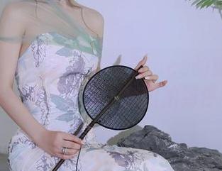 Xiuren秀人网 - 奈汐酱nice的粉嫩发光体，美图片片收藏，套图拍到停不下来