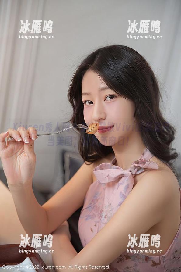 Xiuren秀人网 - 别把慧敏Vivi的美足只当美图，打开新窗口！