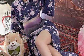 Xiuren秀人网 - 明日花桃桃全集：一个丝袜与两只腿的甜蜜对话！