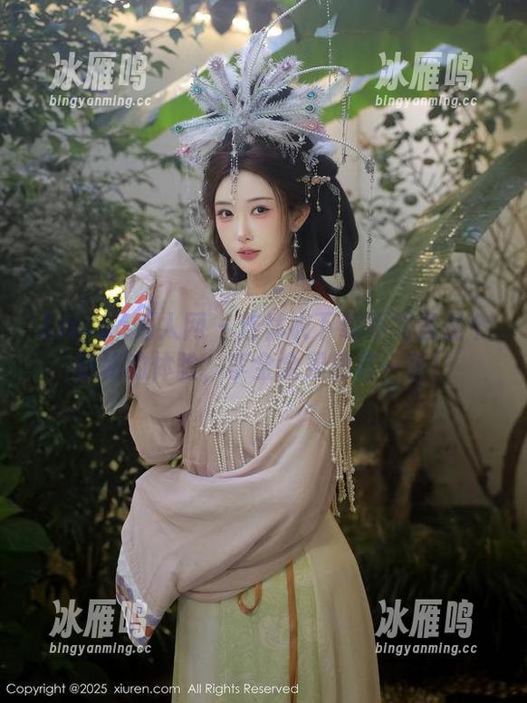 Xiuren秀人网 - 连体衣下载不如说是个隐秘的体验，李金金果然有一手！