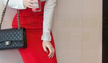 Xiuren秀人网 - 让牛奶流淌的王俪丁精选写真，轻松一刻