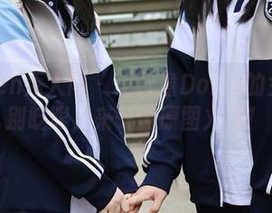 Xiuren秀人网 - 王梓童Doirs的女神：别眨眼，来一波原图火花！