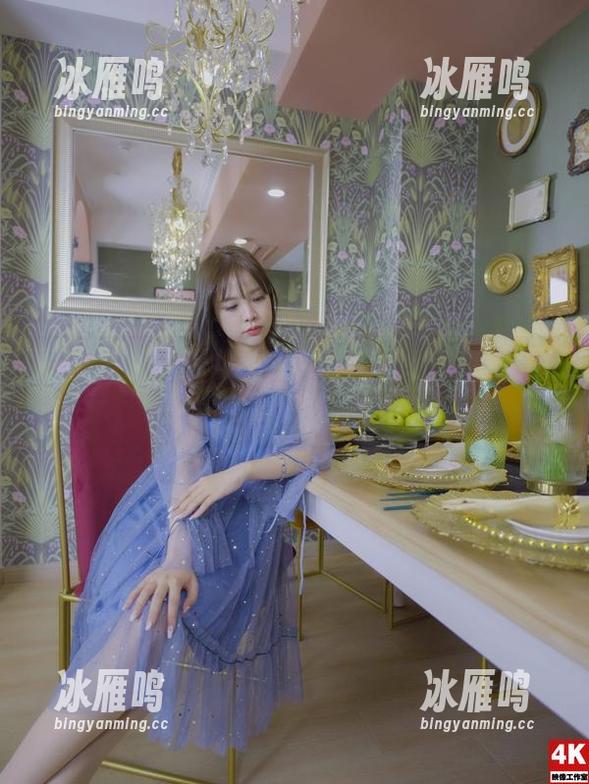 丽柜 - 桃子带你看奶牛：草地上的精选图包，流行榜单第十名！