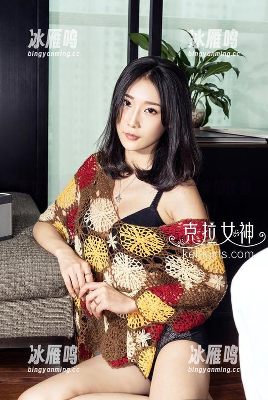 克拉女神 - 图片里的瑞莎，究竟穿的比基尼更像啥？只可意会不可言传！