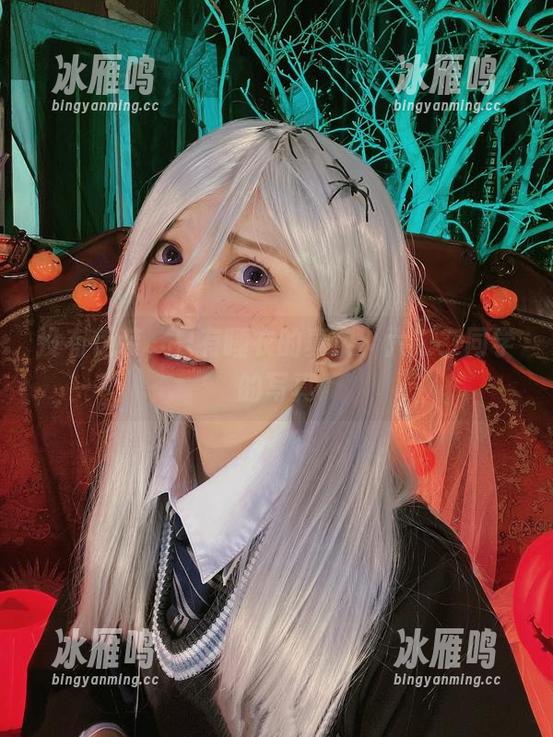 没有伪装，只有睡衣的真实，六二二同学的写真