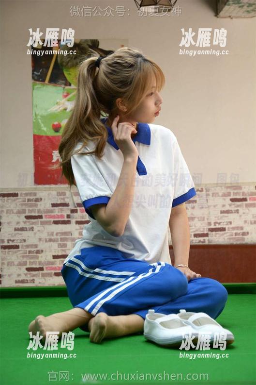 初夏女神 - 安妮和天台的美好瞬间，图包里总有些让人想尖叫的小惊喜