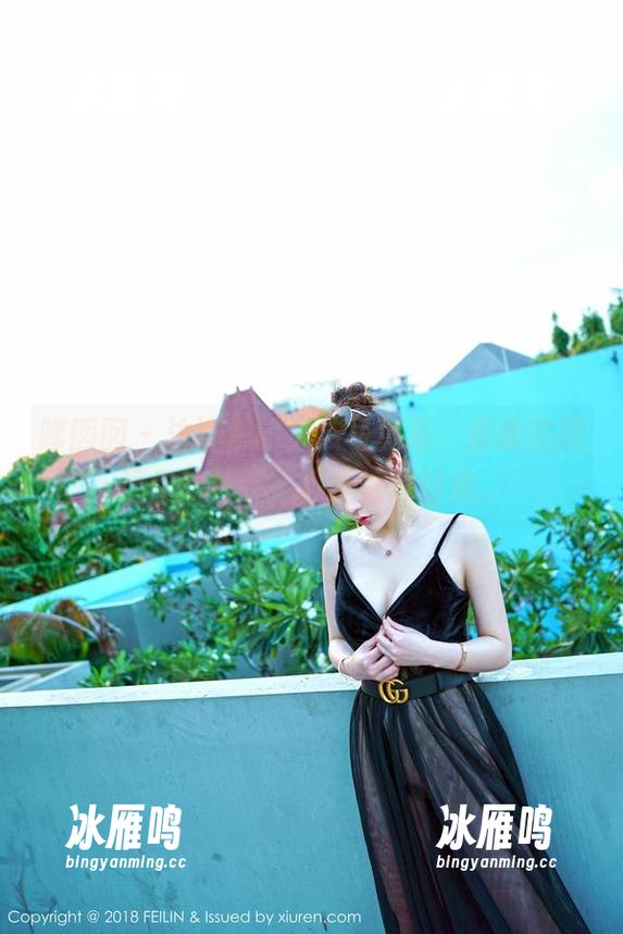 嗲囡囡 - 沐娜娜的女孩写真集，仿佛在挑逗你的神经，竟是这般轻佻。