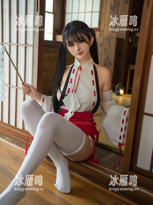 无圣光之下，失眠小宁的马里奥围裙恰好偷偷显出个性！