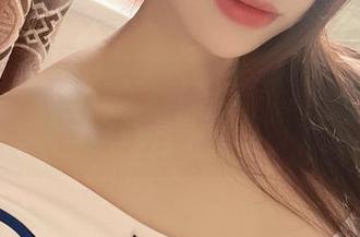 微密圈 - 必看奶宝妹纸的新作：蓝色制服，在线确实多了份清新。