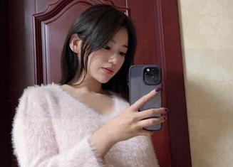微密圈 - 办公室锦囊：奶宝妹纸कीफोटो大杂烩，工作与轻松的甜蜜碰撞