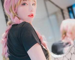 孙乐乐(손예은)的泳池图集，奉上一个不小心的cos风潮，你确定不想再看一眼？