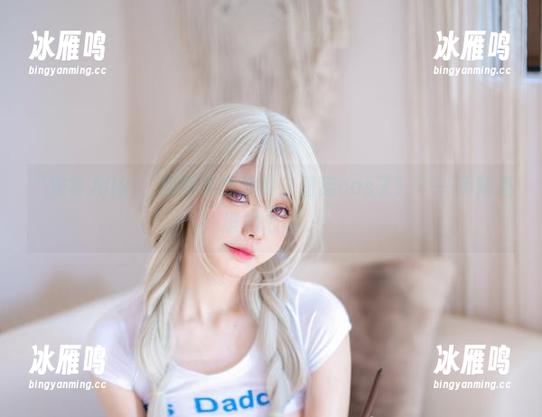“安食Ajiki，别再迷恋你的白猫猫cos了！”—不知是谁的心声。