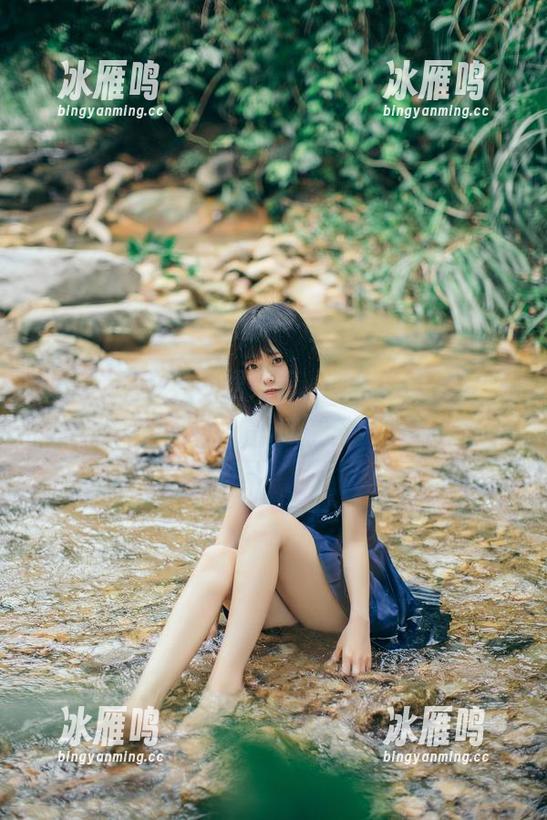 小野妹子w的白裙集锦，图片像云雾，一阵风就过了。