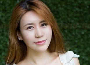 尤物馆 - 最新旅拍合集，温心怡把“美景这边独好”灌成了“美丽弯腰”！