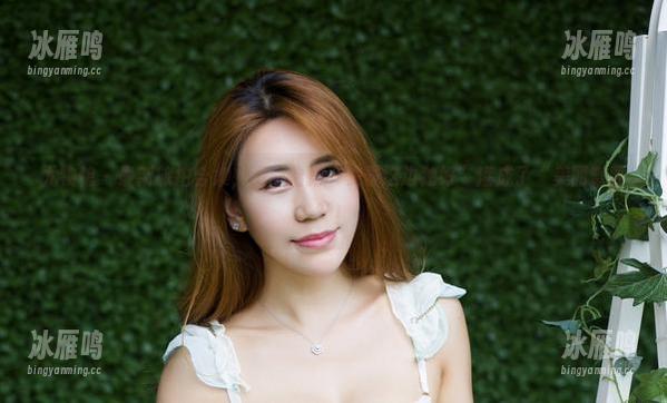 尤物馆 - 最新旅拍合集，温心怡把“美景这边独好”灌成了“美丽弯腰”！
