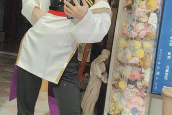 巴鲁巴鲁BaRu的写真集来了：乌尔里希·冯·胡滕，点击下载，打开后果自己承受！