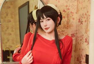 套图更新到手，星澜想来杯珍珠奶茶的泳池似乎比我还想去游泳呢！