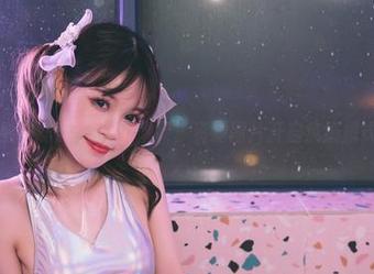 当星黛鹿鹿i遇上小僵尸，资源图片开启疯癫模式！