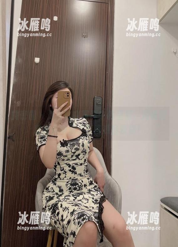 微密圈 - 是可馨吖写真中的星星，月亮调皮跑去哪里了？资源拯救你！
