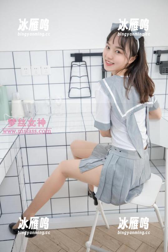 梦丝女神 - 在线黑白写真，花月舞让我想起学校画黑板的日子，只不过这次是美得不可思议！