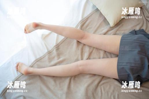森萝财团让黑丝和体操服带你进入另一个维度的原图