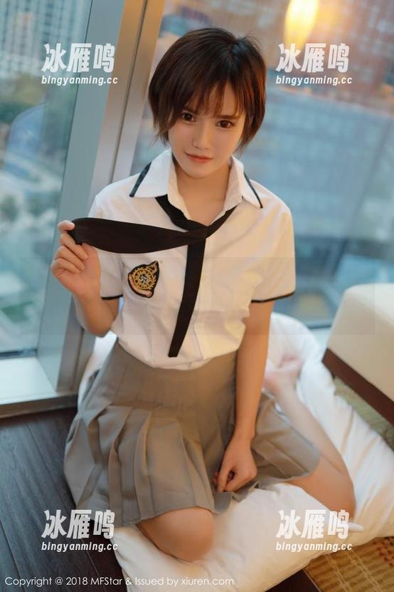 模范学院 - 天使握手李雅柔182CM，她的美图合集让人想说“我也要飞”！