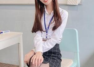 图片分享：泥泥汝最新的“女友”又在演啥小把戏？