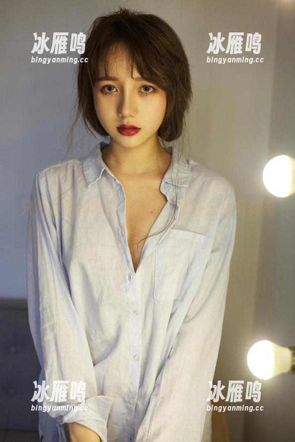 只为最后一眼：洛丽塔大哥办公室写真里的小心机