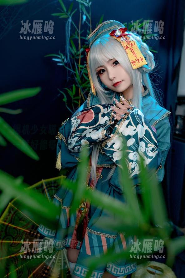 爆机少女喵小吉情人节推荐，精选写真集—就好像每一帧都在唱歌，调皮又迷人。