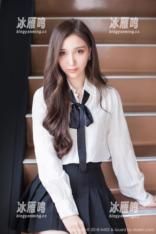 爱蜜社-黄歆苑 爱蜜社 - 黄歆苑兔女郎图集在线:隔着屏幕都能感觉自己被萌到,心灵鸡汤喝了没?