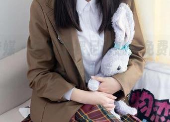 物恋传媒 - 婷婷的裸足诱惑：免费图集，欢迎入坑