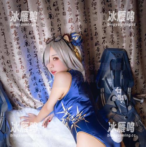 猫田圣奈奈带来的爱宕cos泳装图集，夏天你可真会玩哦。